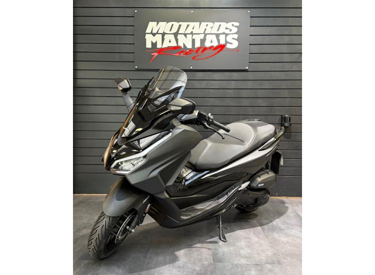 HONDA FORZA 125