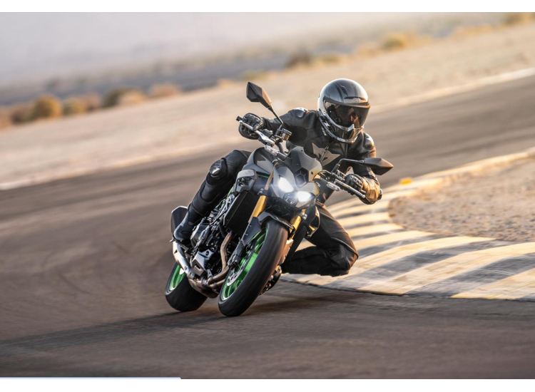 KAWASAKI Z900 SE