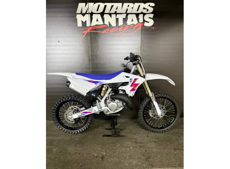 YAMAHA YZ 125 50th ANNIVERSARY EDITION