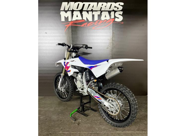 YAMAHA YZ 125 50th ANNIVERSARY EDITION
